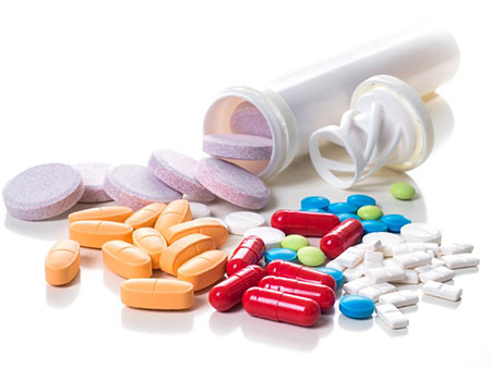 Healthcare professionals using Dawaey